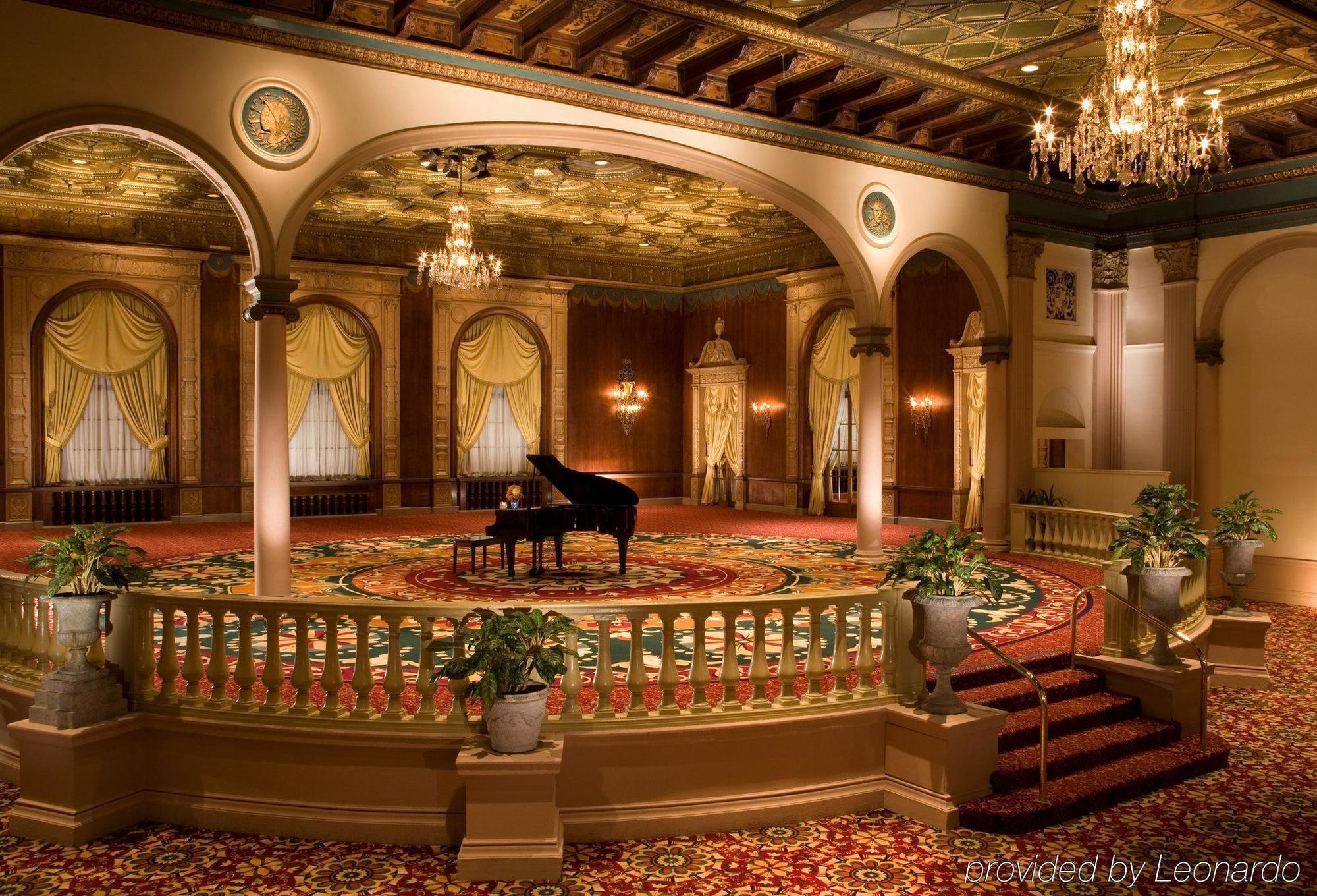 The Biltmore Angeles Hotel Los Ángeles
