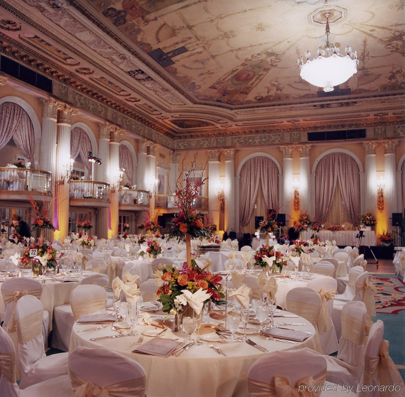 The Biltmore Angeles Hotel Los Ángeles